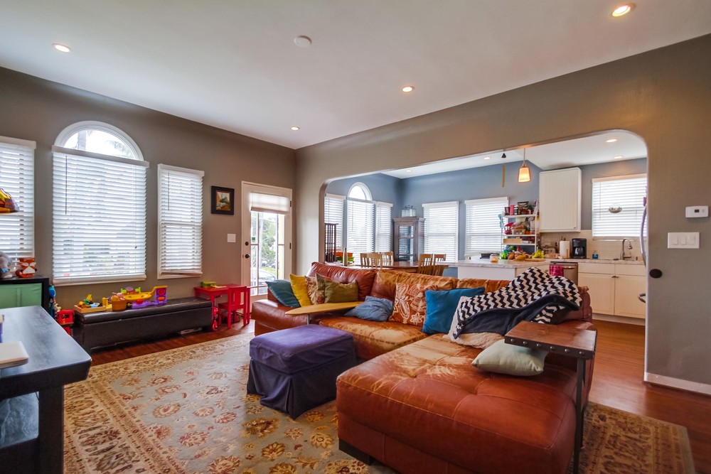 Virtual tour photo 11 of 33 for 2520 33rd St