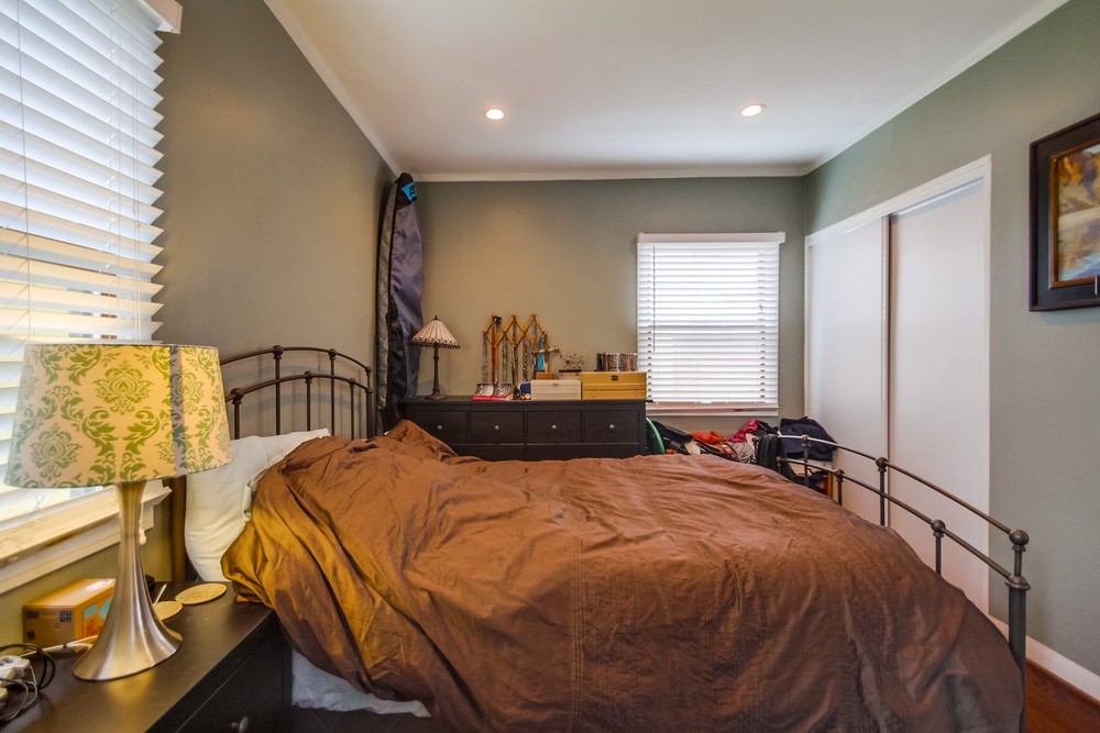 Virtual tour photo 20 of 33 for 2520 33rd St