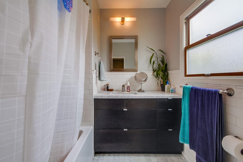 Virtual tour photo 22 of 33 for 2520 33rd St