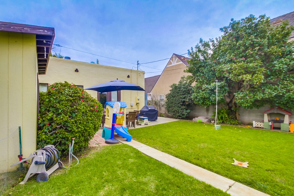 Virtual tour photo 30 of 33 for 2520 33rd St