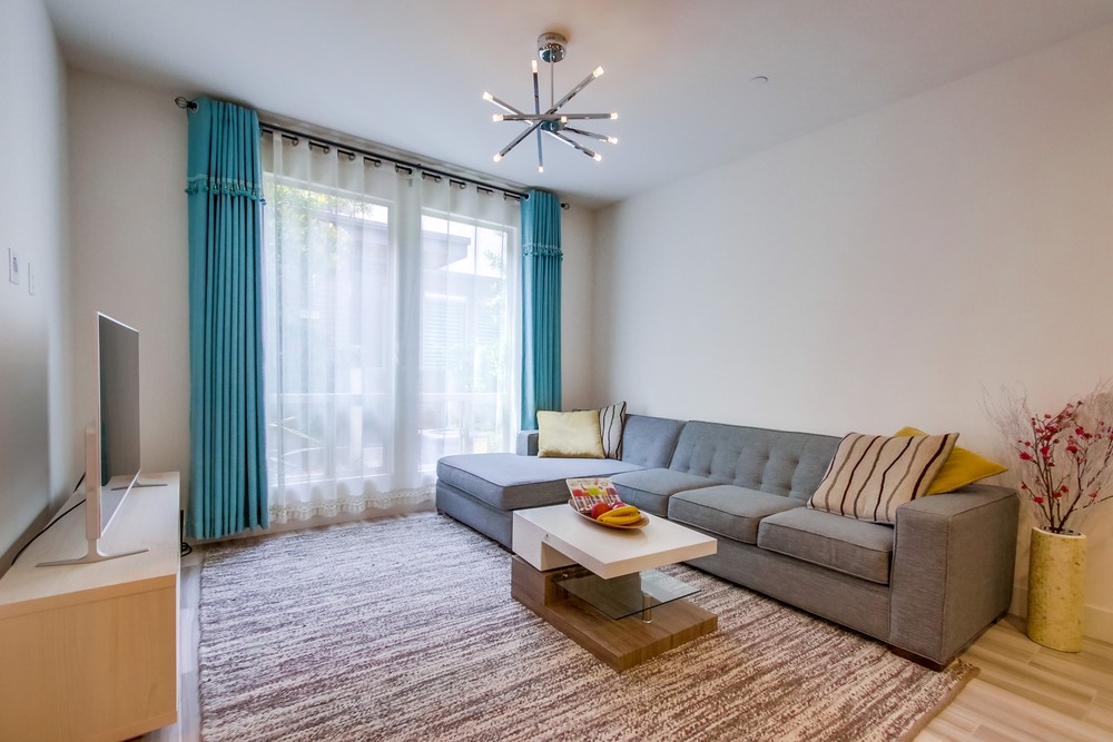 Virtual tour photo 5 of 36 for 2520 Aperture Cir