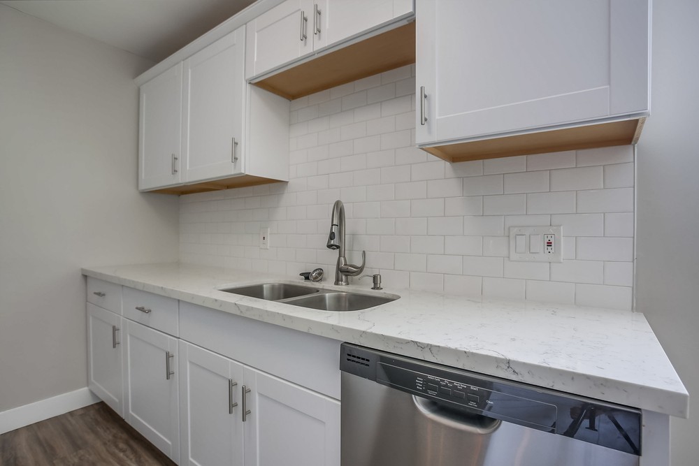 Virtual tour photo 15 of 25 for 2520 Chicago St #1