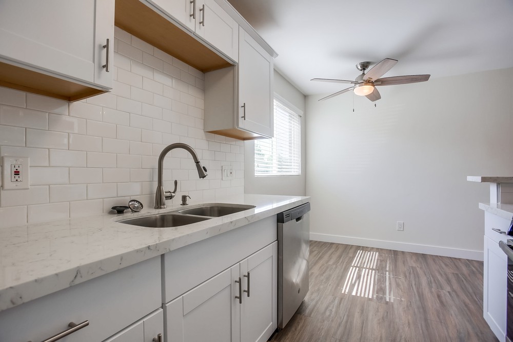 Virtual tour photo 17 of 25 for 2520 Chicago St #1