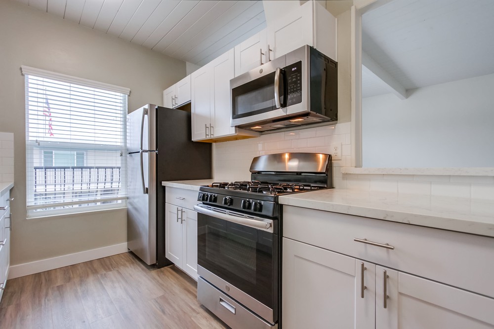 Virtual tour photo 36 of 44 for 2520 Chicago St #2