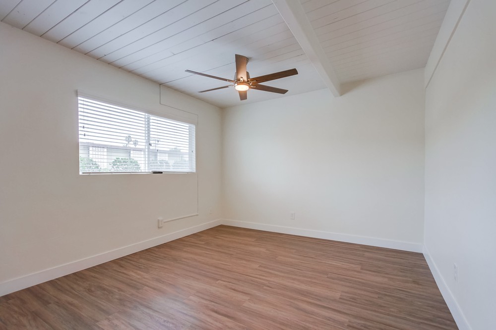 Virtual tour photo 38 of 44 for 2520 Chicago St #2
