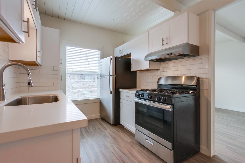 Virtual tour photo 17 of 25 for 2520 Chicago St #30