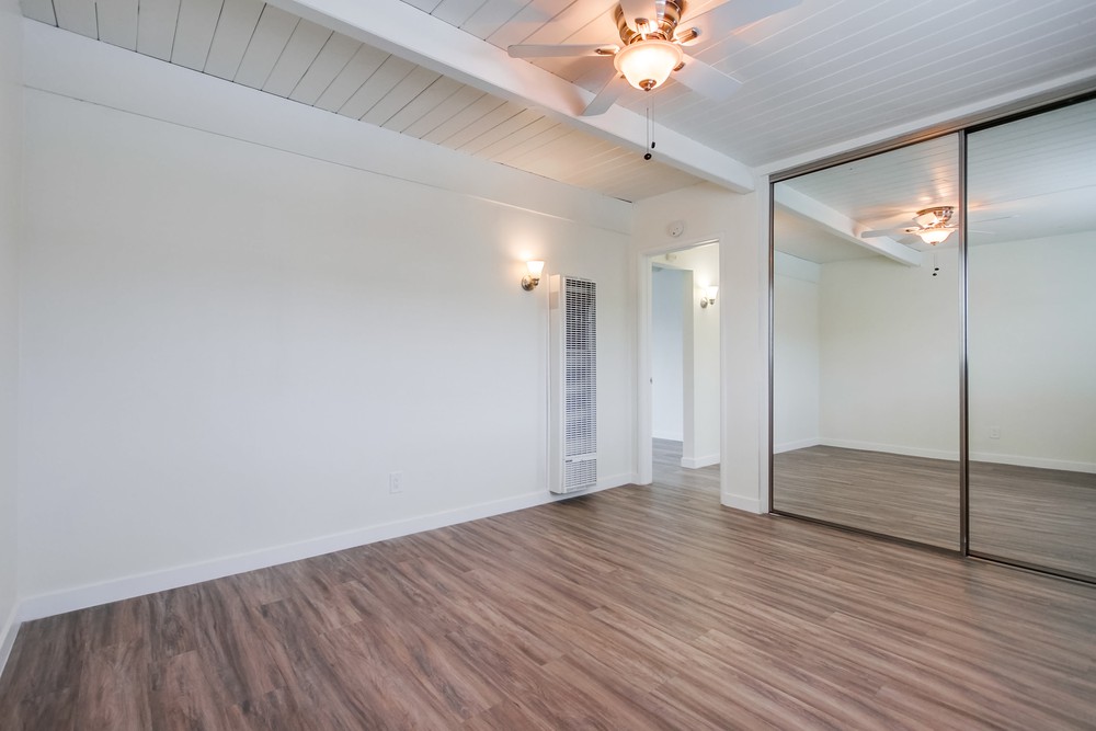 Virtual tour photo 22 of 25 for 2520 Chicago St #30