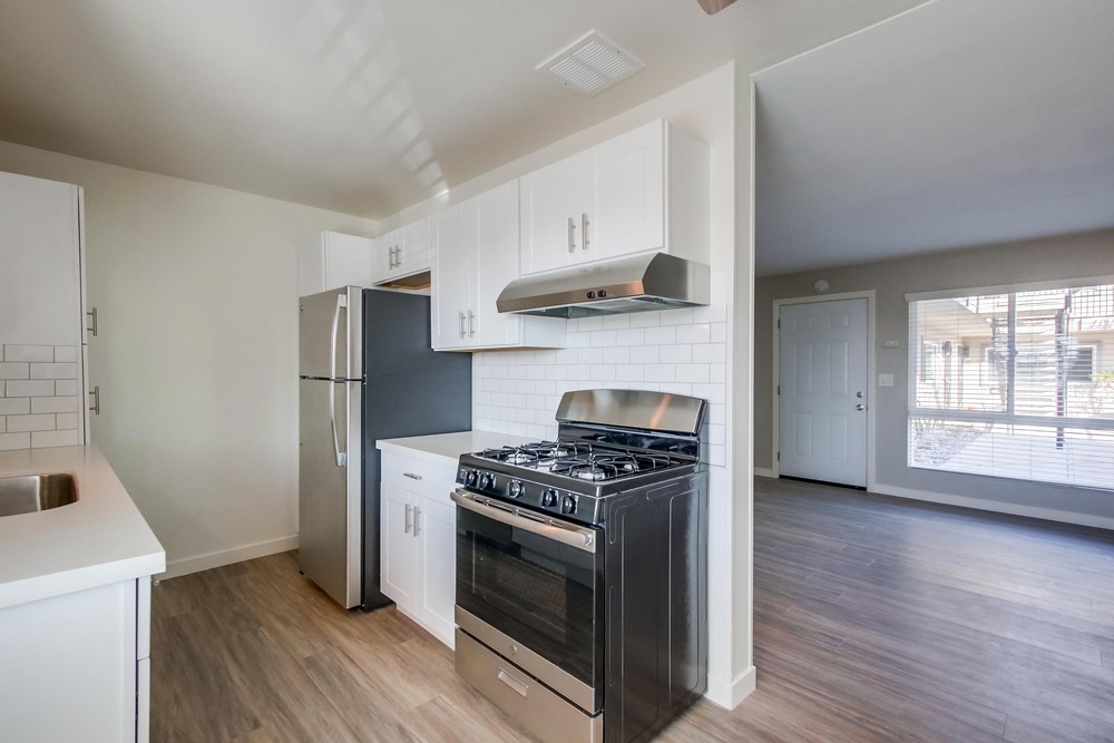 Virtual tour photo 8 of 19 for 2520 Chicago St #8