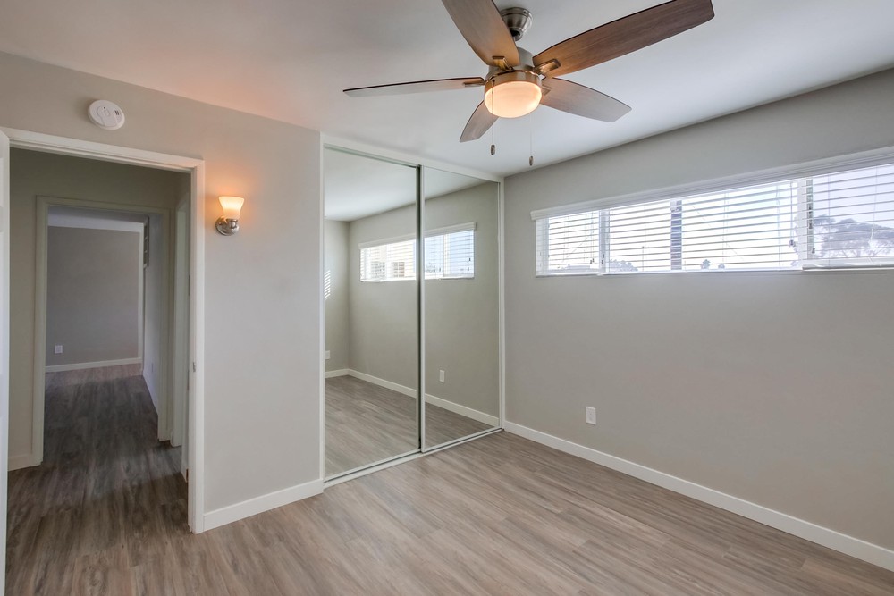 Virtual tour photo 12 of 19 for 2520 Chicago St #8
