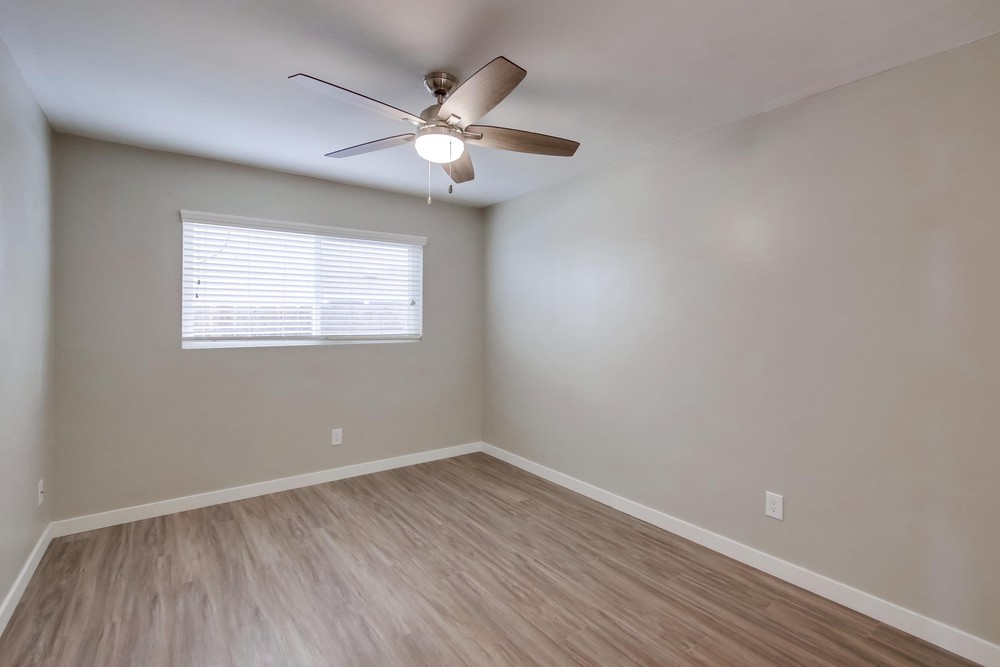 Virtual tour photo 15 of 19 for 2520 Chicago St #8