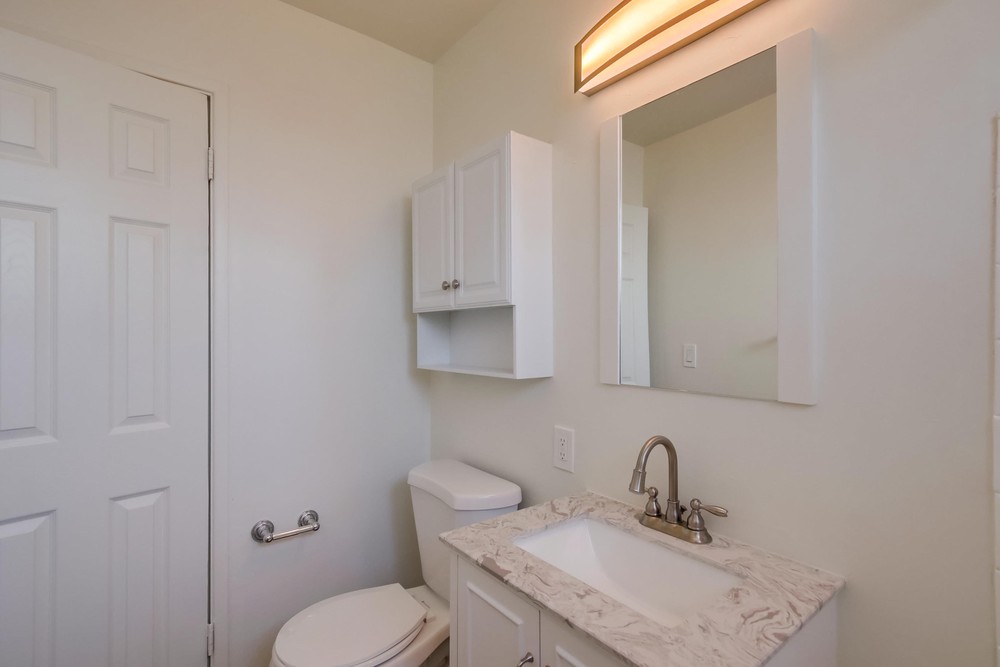 Virtual tour photo 20 of 19 for 2520 Chicago St #8