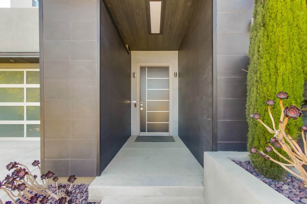 Virtual tour photo 5 of 77 for 2521 Deerpark Dr