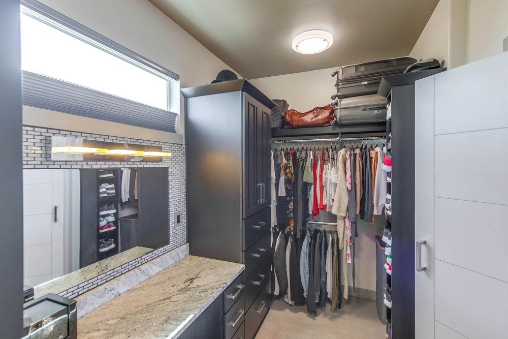 Virtual tour photo 64 of 77 for 2521 Deerpark Dr