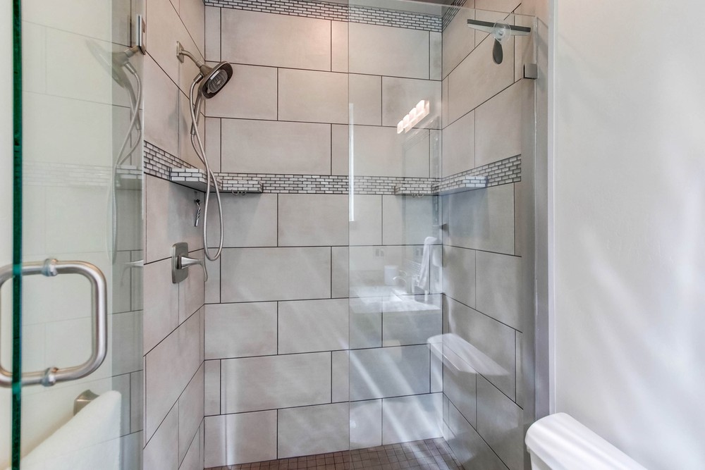 Virtual tour photo 66 of 77 for 2521 Deerpark Dr