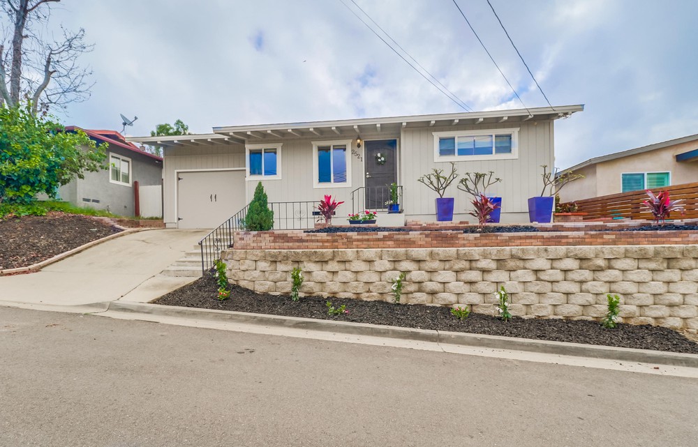 Virtual tour photo 1 of 34 for 2521 Haller St
