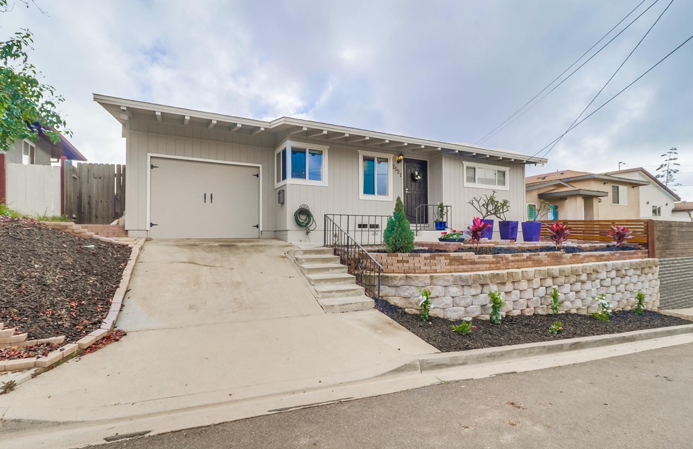 Virtual tour photo 3 of 34 for 2521 Haller St
