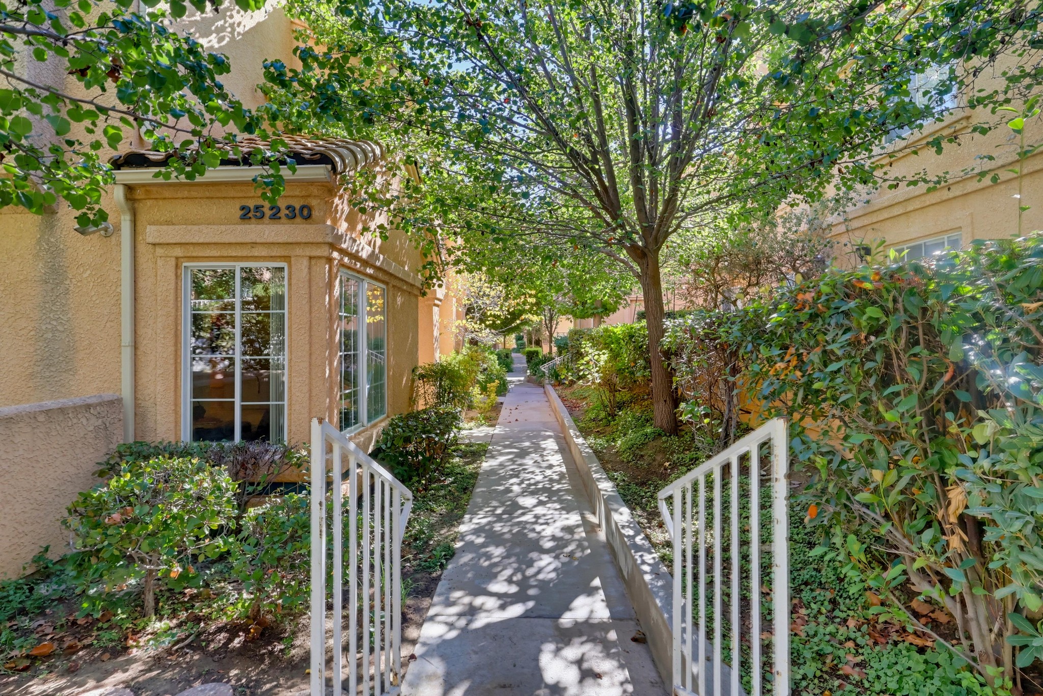 Virtual tour photo 4 of 78 for 25230 Steinbeck Ave