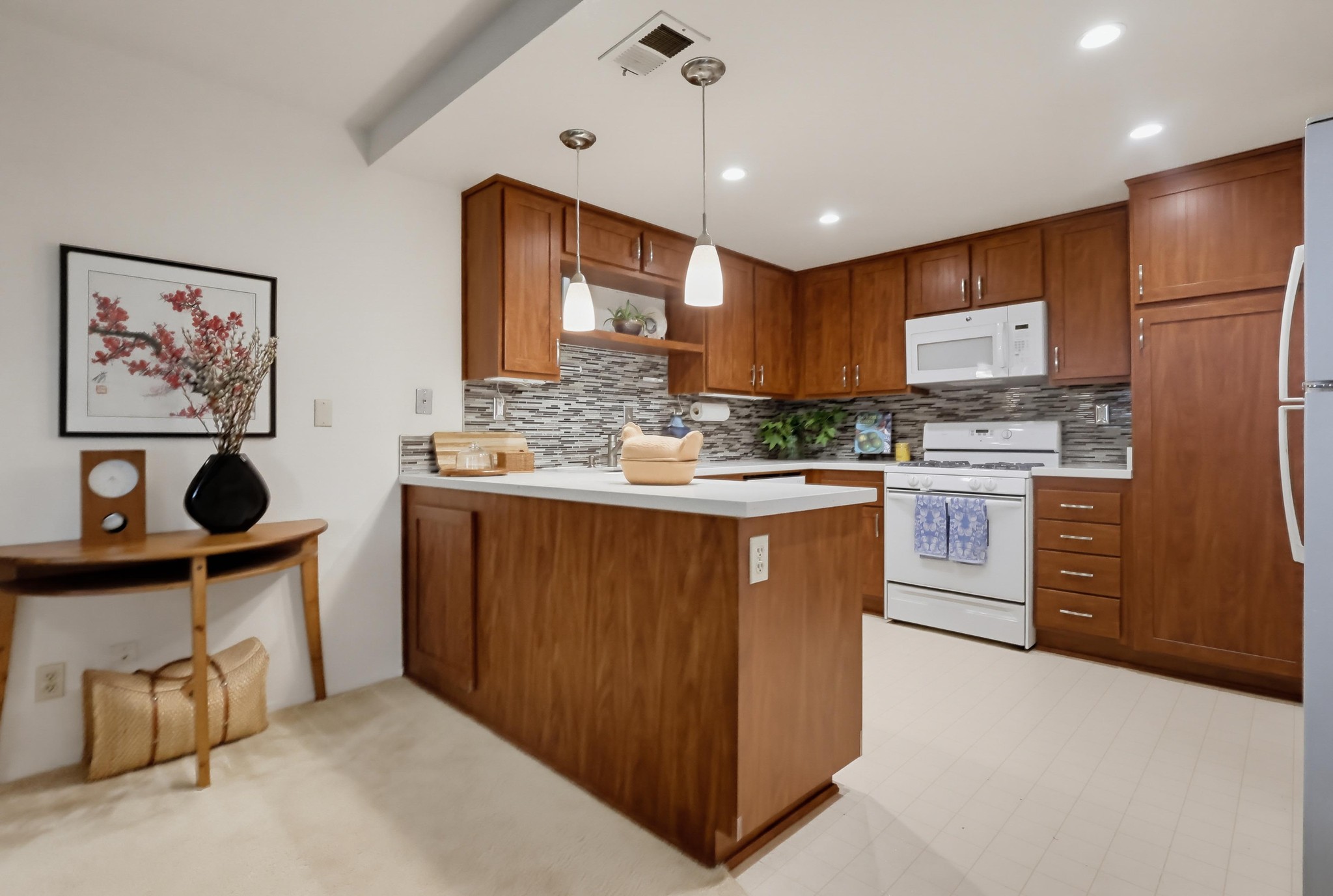 Virtual tour photo 25 of 78 for 25230 Steinbeck Ave