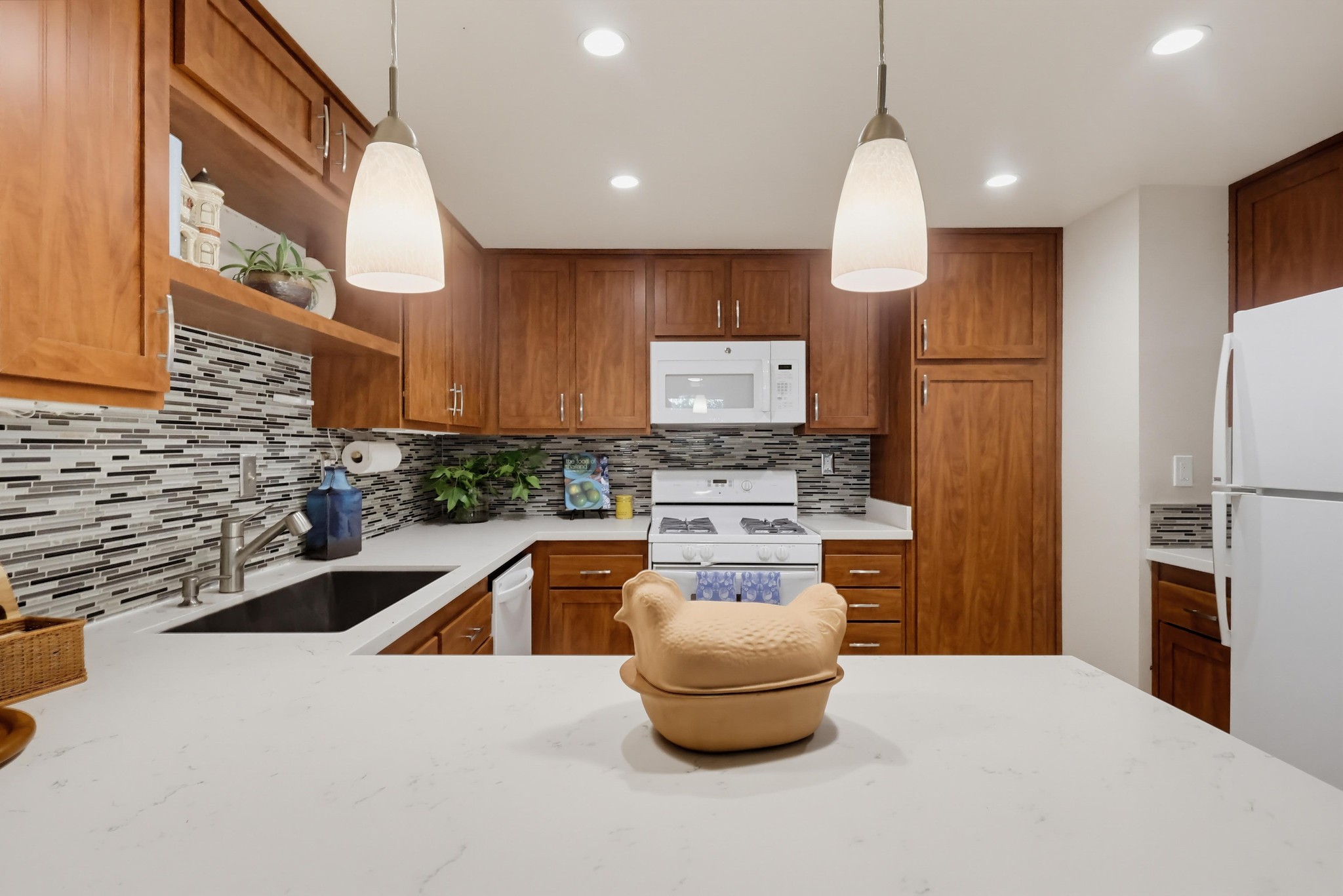 Virtual tour photo 26 of 78 for 25230 Steinbeck Ave