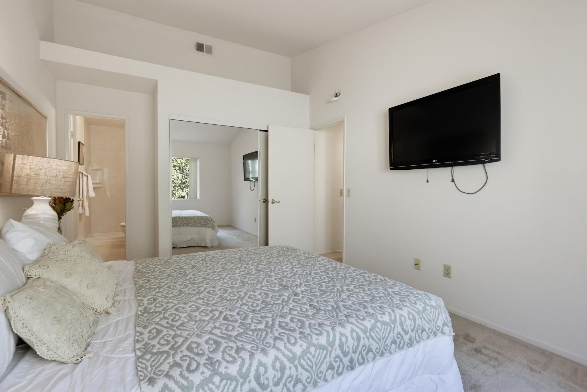 Virtual tour photo 49 of 78 for 25230 Steinbeck Ave