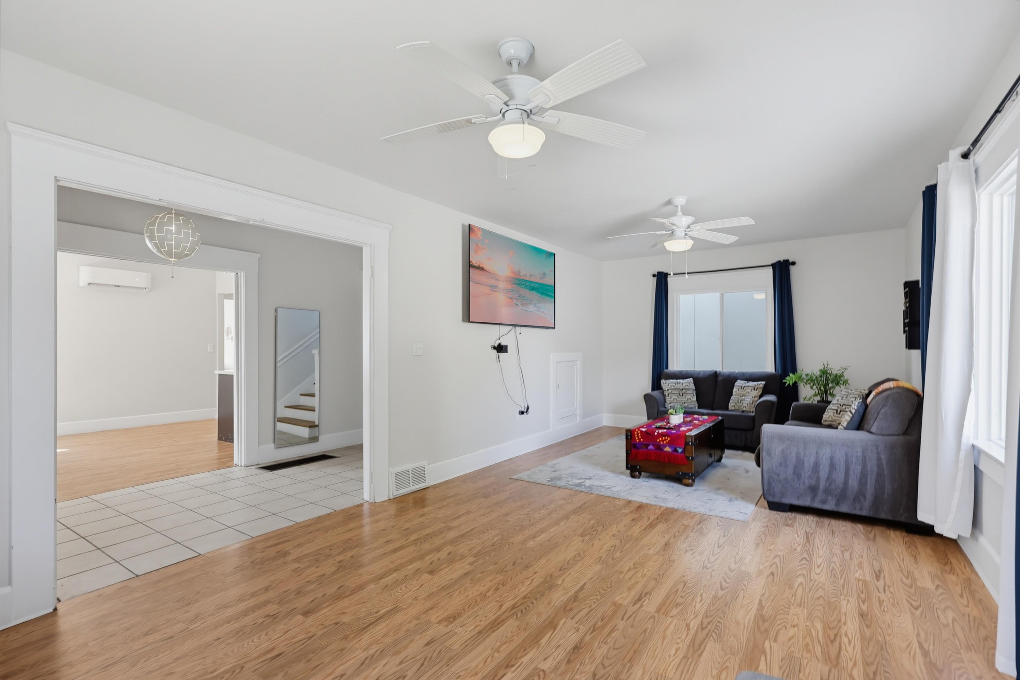 Virtual tour photo 14 of 111 for 2524-26 Horton Ave