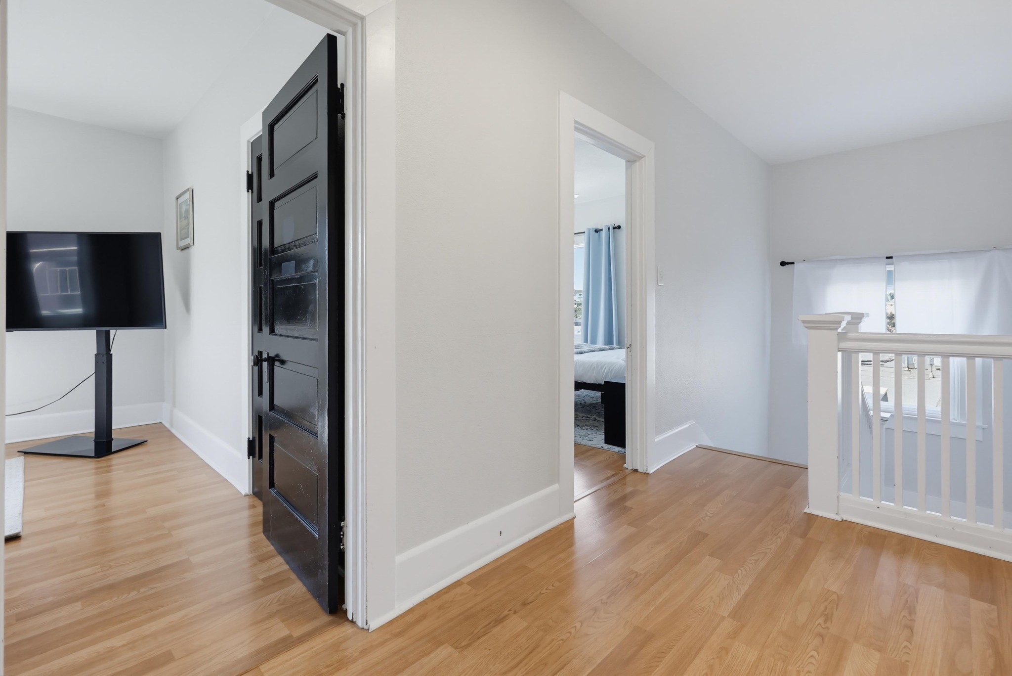 Virtual tour photo 30 of 111 for 2524-26 Horton Ave