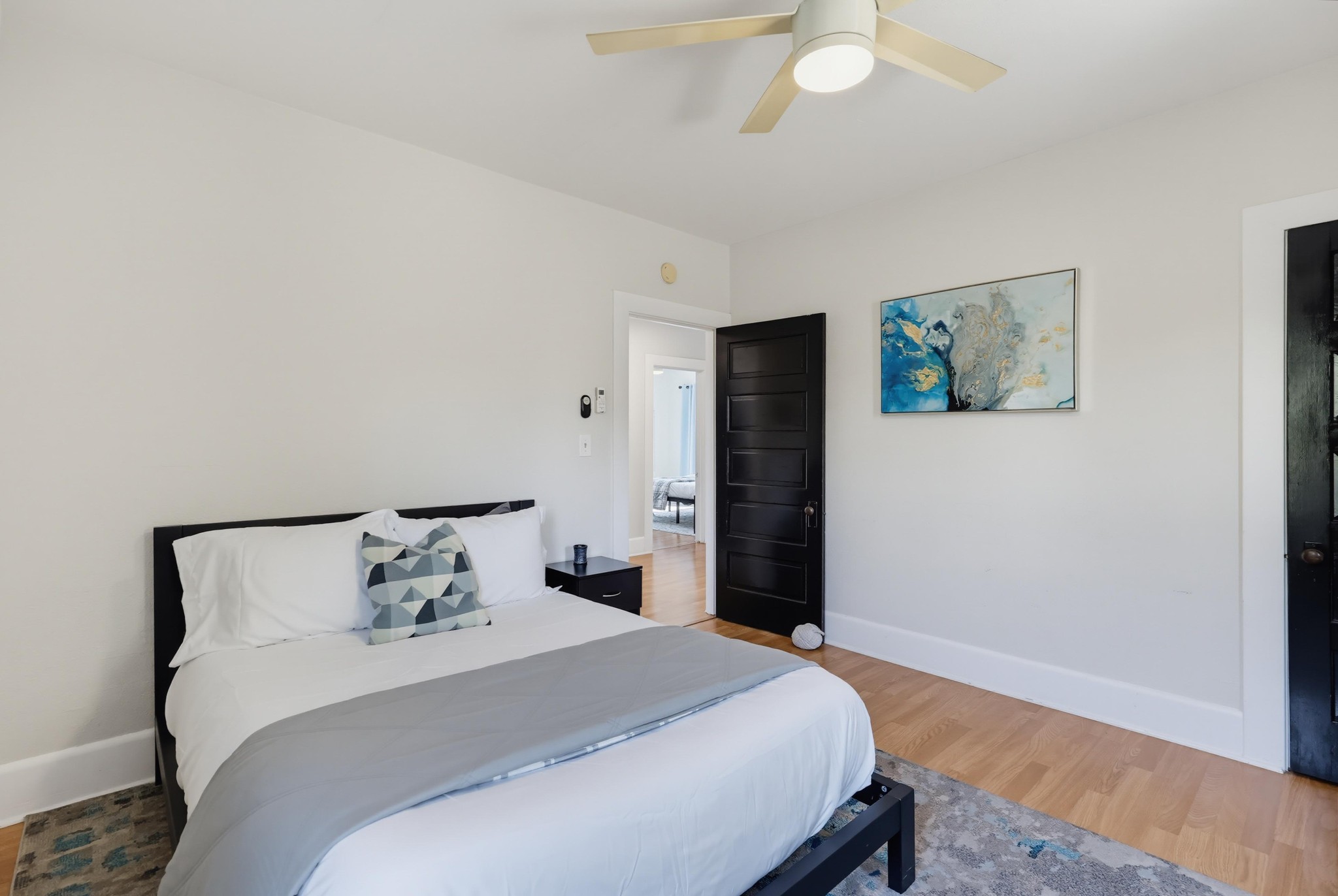 Virtual tour photo 43 of 111 for 2524-26 Horton Ave