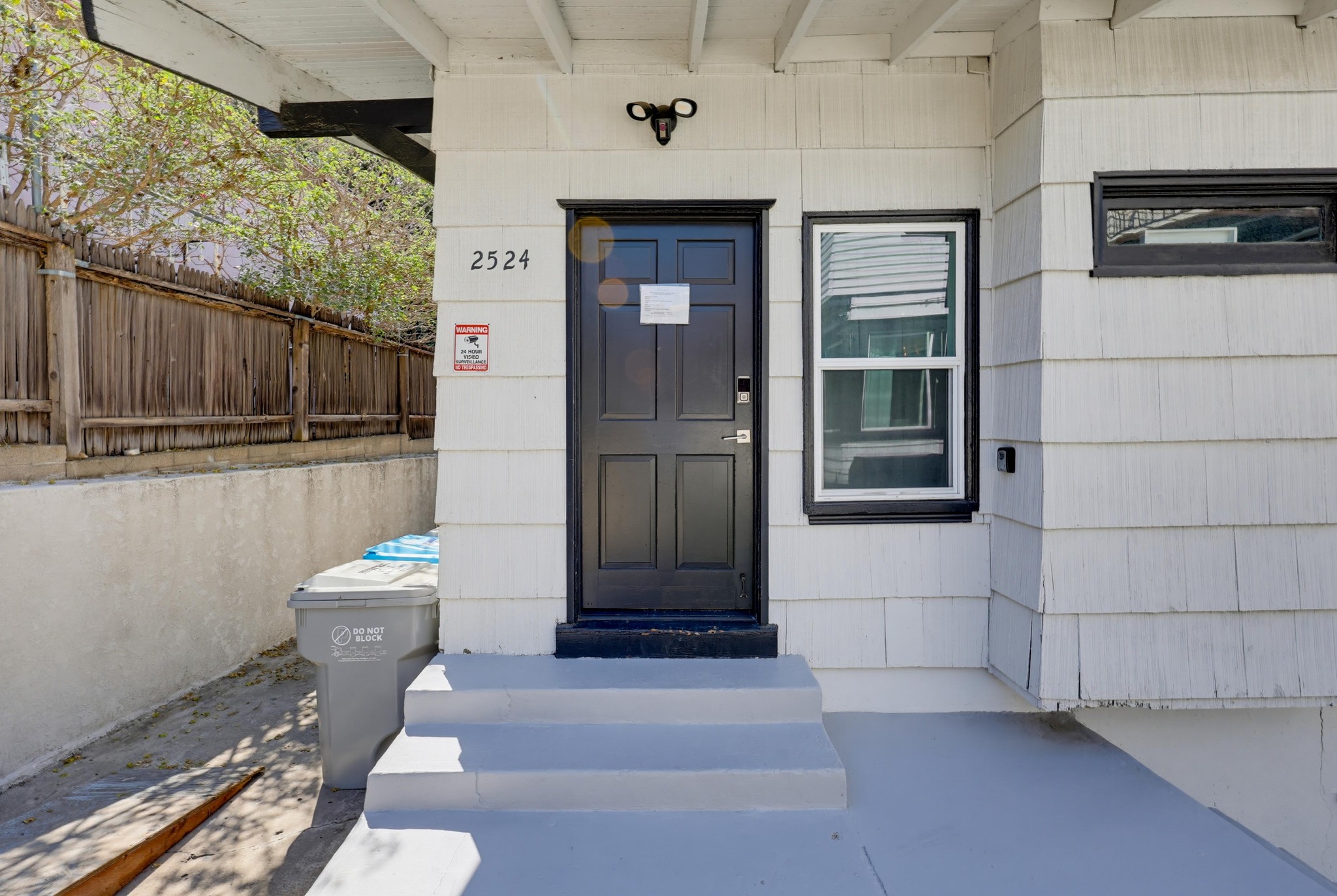 Virtual tour photo 63 of 111 for 2524-26 Horton Ave