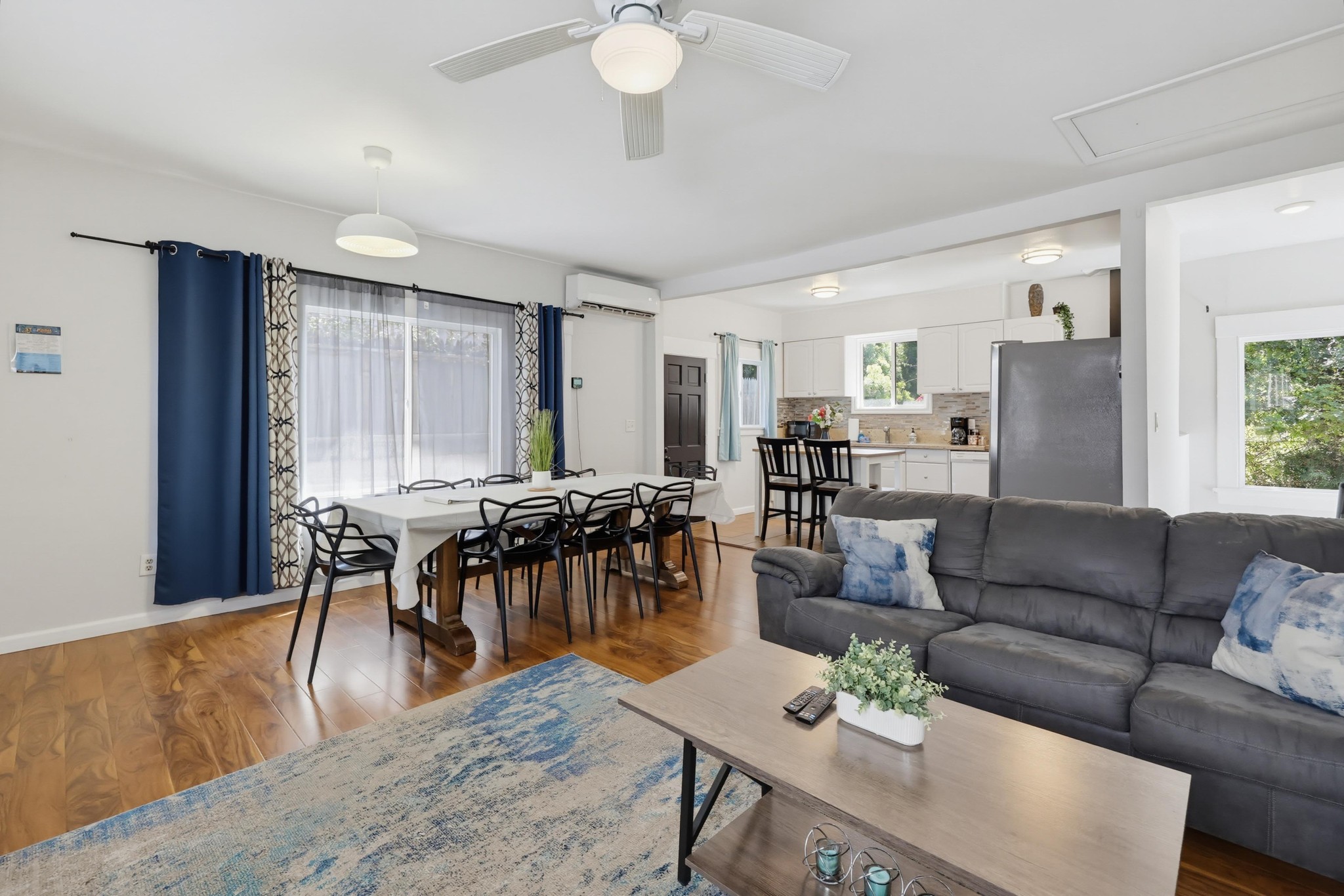 Virtual tour photo 66 of 111 for 2524-26 Horton Ave