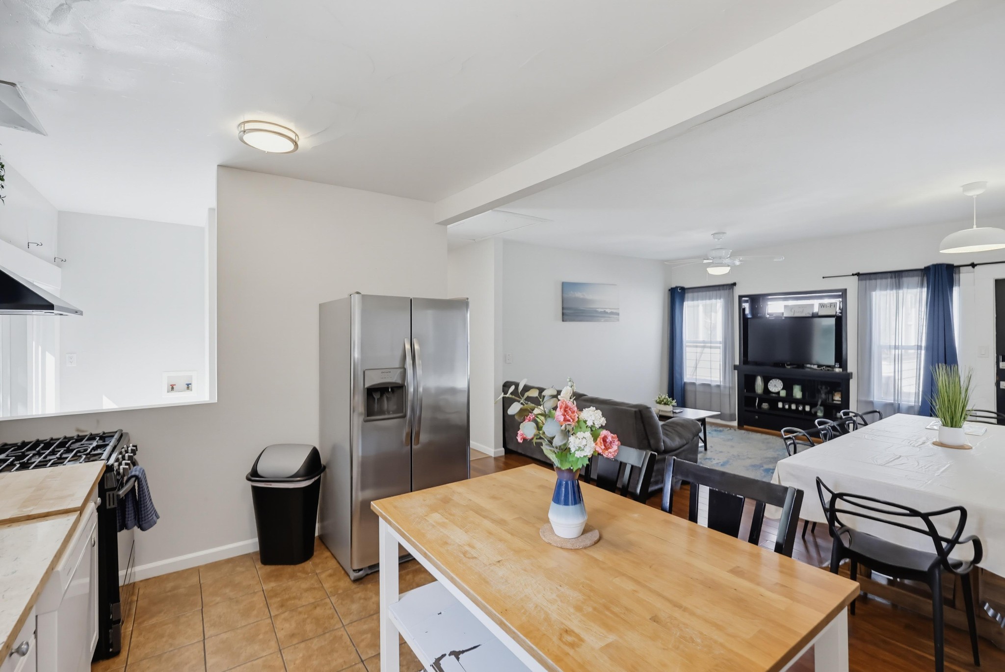 Virtual tour photo 75 of 111 for 2524-26 Horton Ave