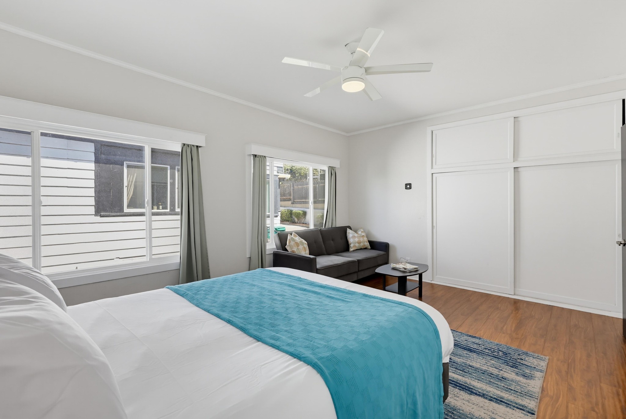 Virtual tour photo 84 of 111 for 2524-26 Horton Ave