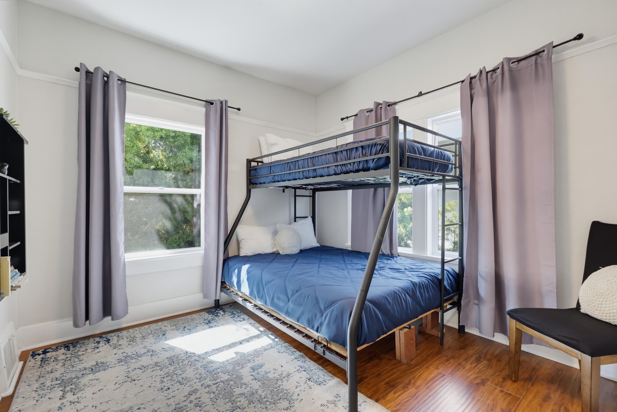 Virtual tour photo 86 of 111 for 2524-26 Horton Ave