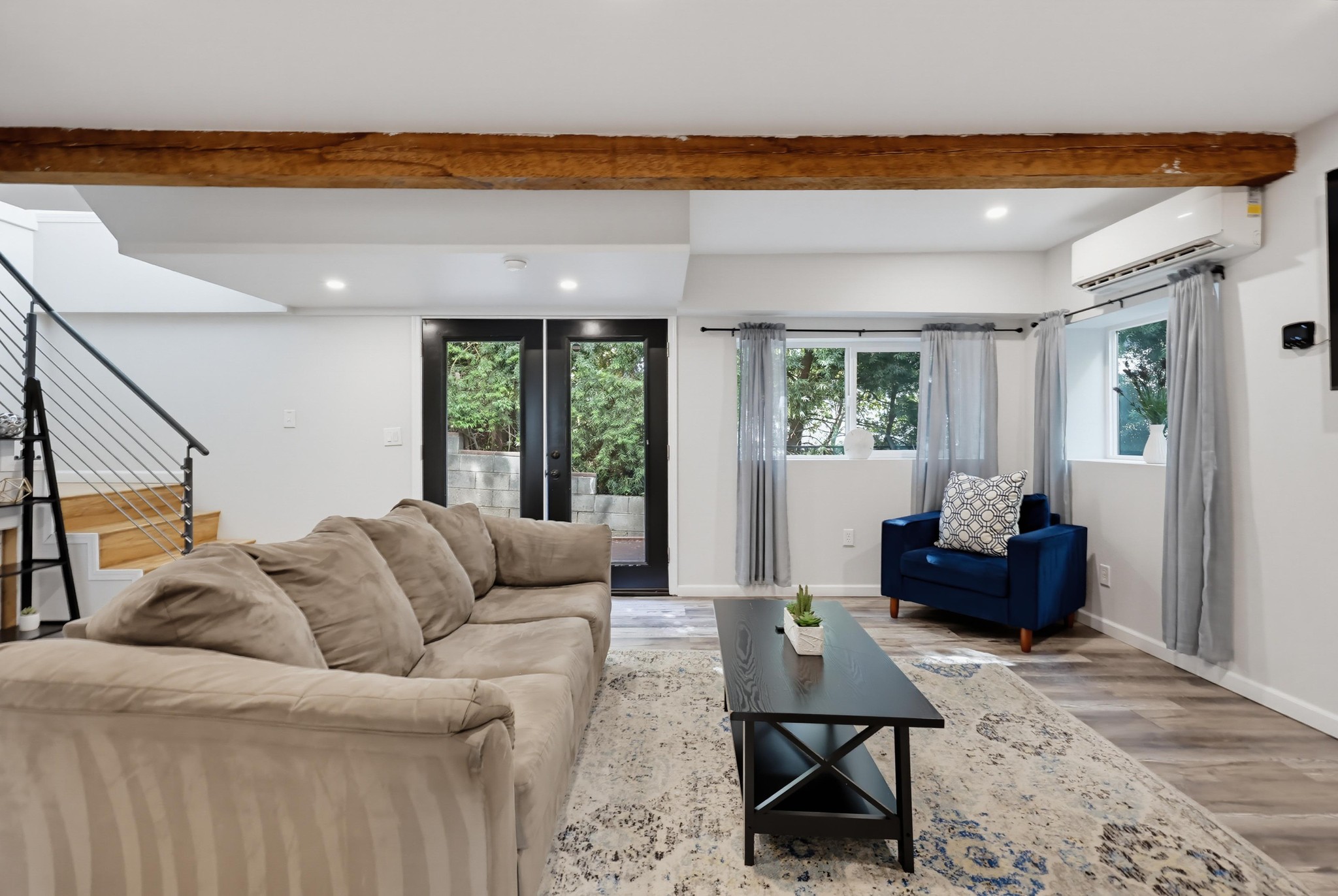 Virtual tour photo 95 of 111 for 2524-26 Horton Ave