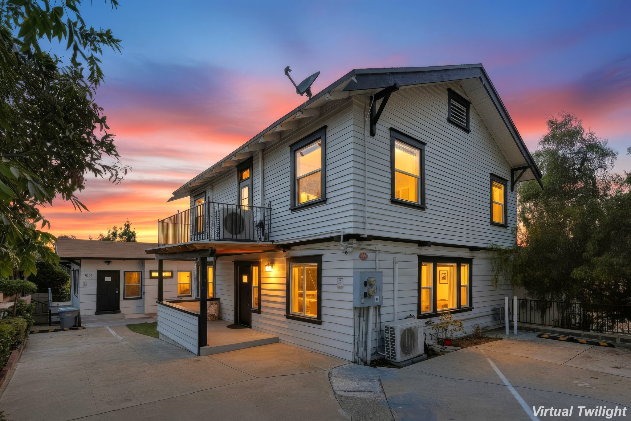 Virtual tour photo 112 of 111 for 2524-26 Horton Ave