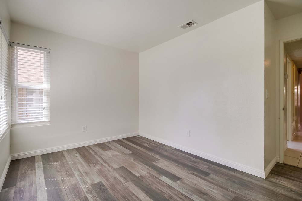 Virtual tour photo 21 of 41 for 2524 Crosshaven Ln