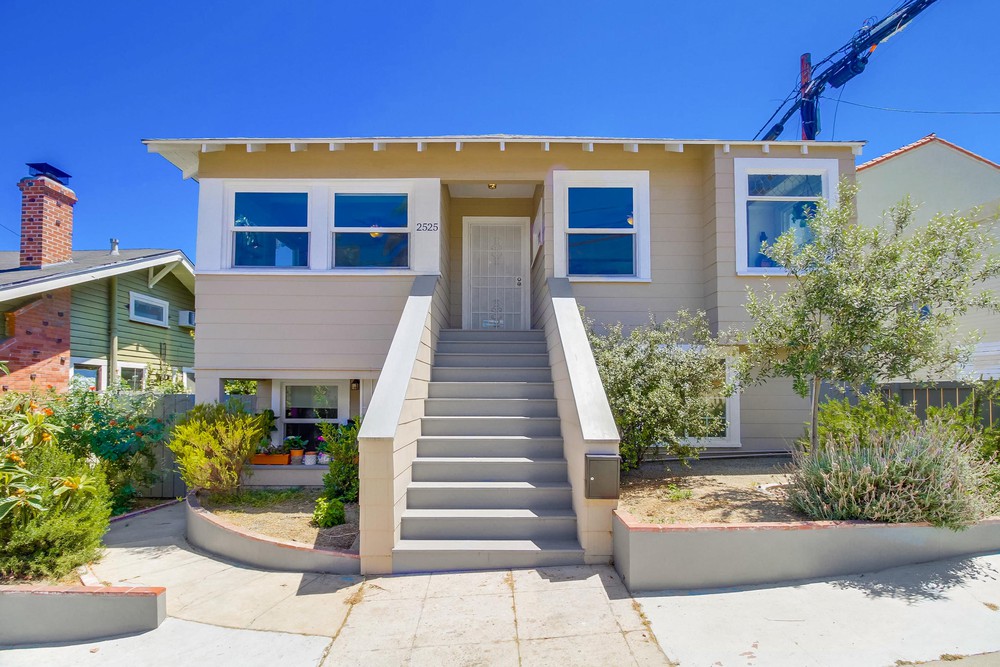 Virtual tour photo 1 of 49 for 2525 E St