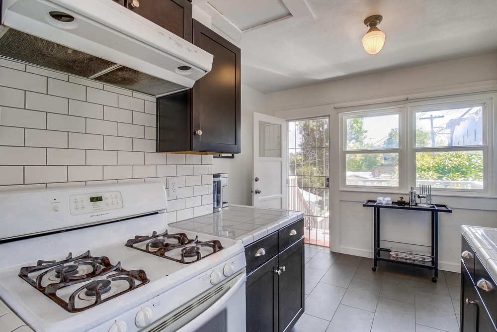 Virtual tour photo 18 of 49 for 2525 E St