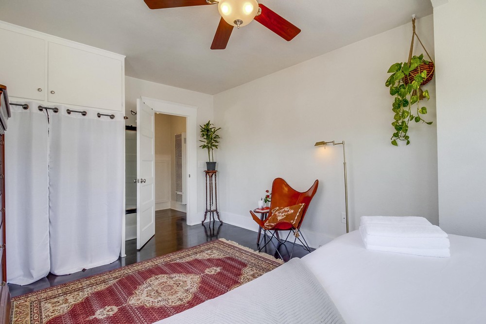Virtual tour photo 29 of 49 for 2525 E St