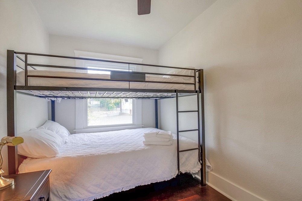 Virtual tour photo 35 of 49 for 2525 E St
