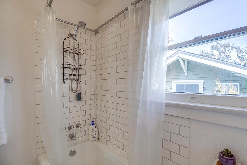 Virtual tour photo 37 of 49 for 2525 E St