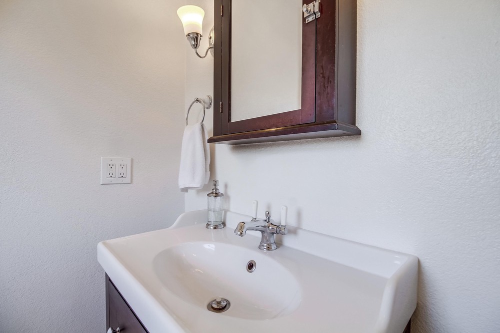 Virtual tour photo 38 of 49 for 2525 E St