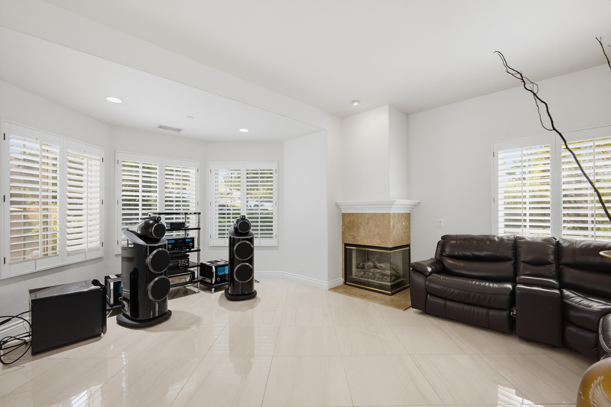 Virtual tour photo 18 of 89 for 2525 Prospect Dr