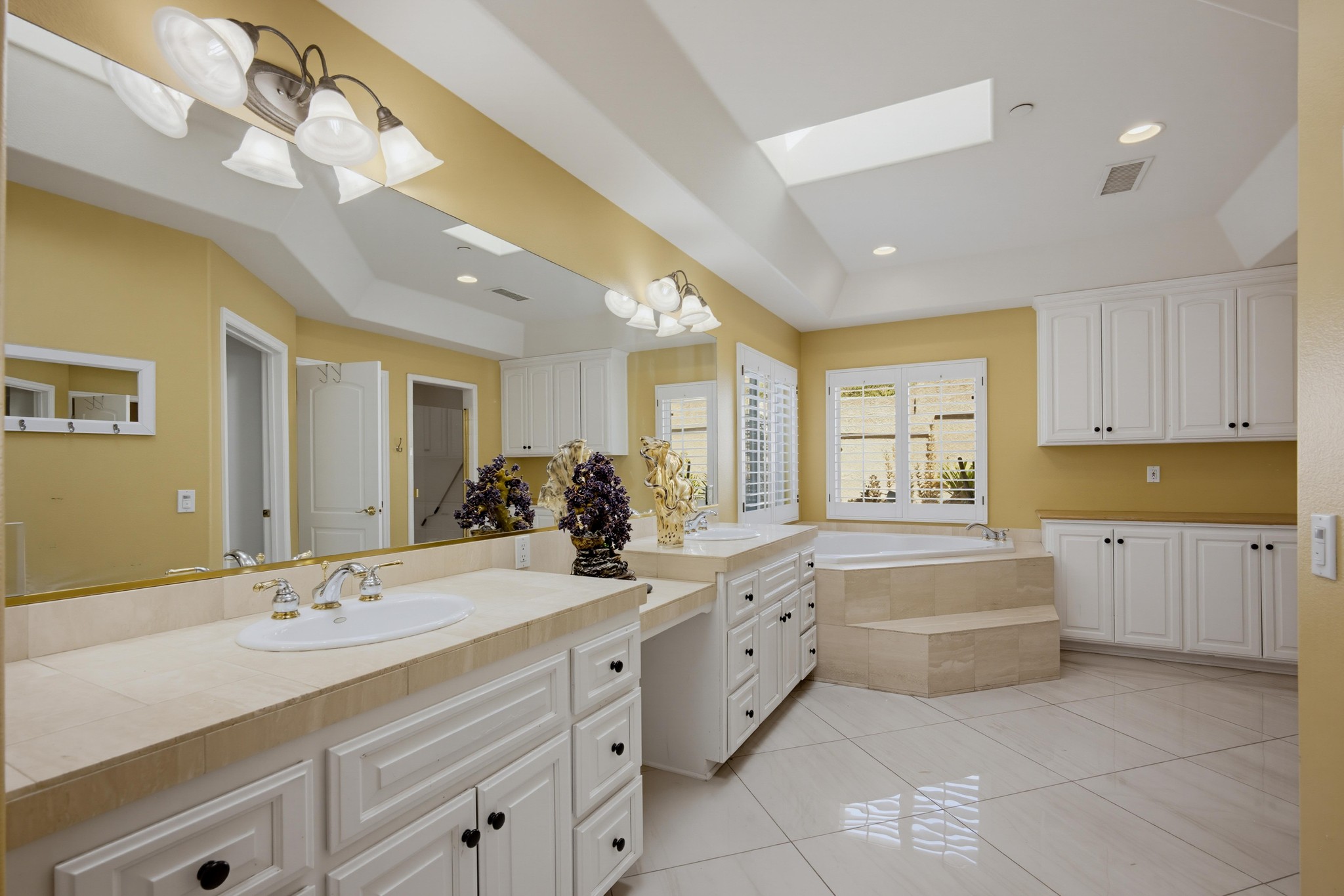 Virtual tour photo 49 of 89 for 2525 Prospect Dr