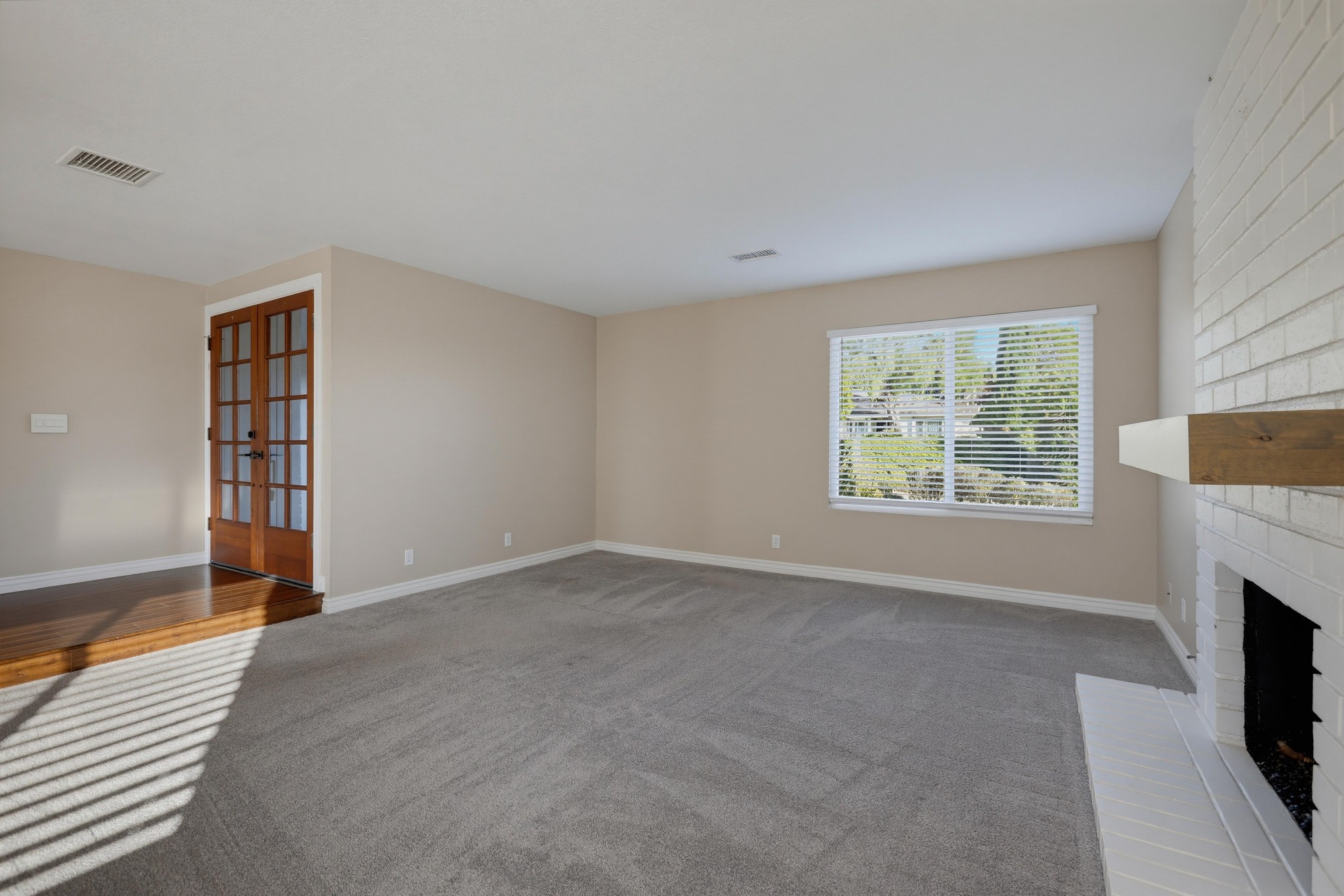 Virtual tour photo 13 of 80 for 25251 Via Piedra Blanca