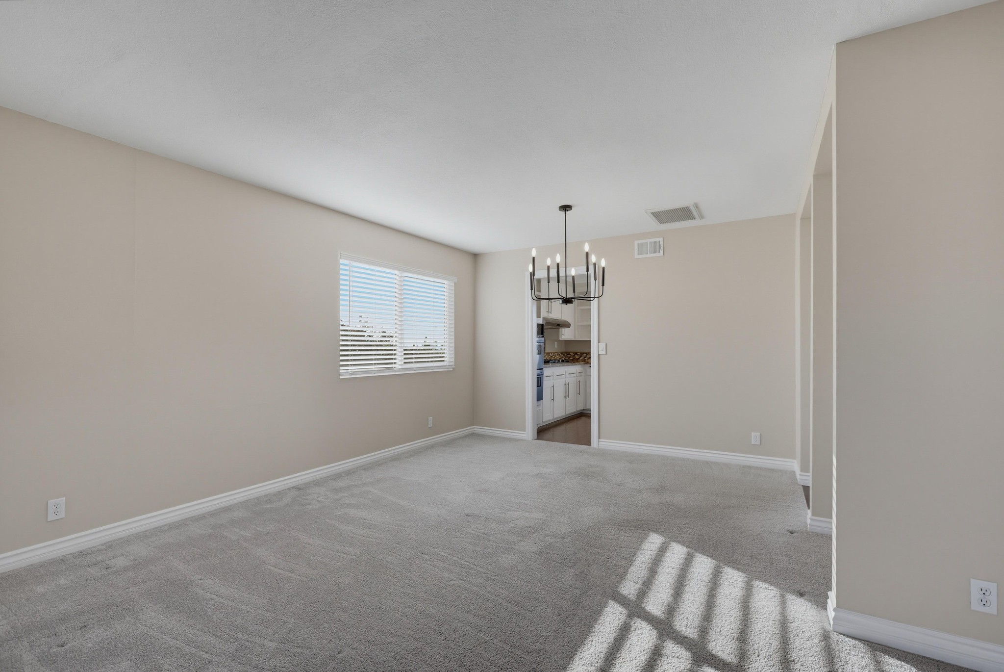 Virtual tour photo 18 of 80 for 25251 Via Piedra Blanca