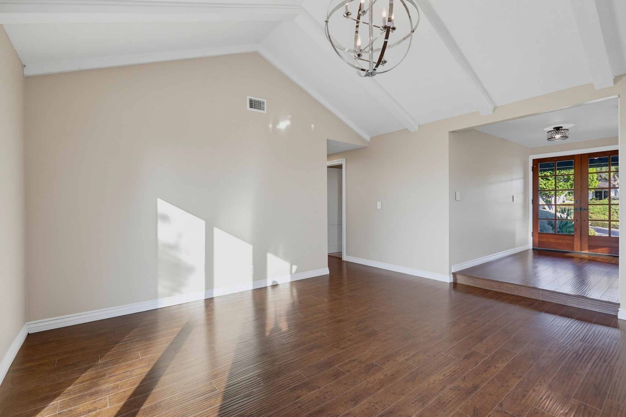 Virtual tour photo 25 of 80 for 25251 Via Piedra Blanca