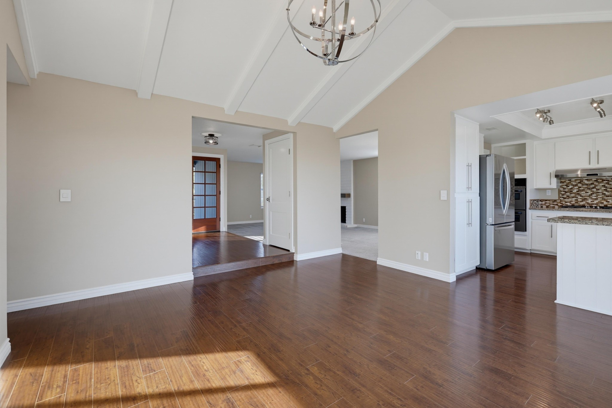 Virtual tour photo 24 of 80 for 25251 Via Piedra Blanca