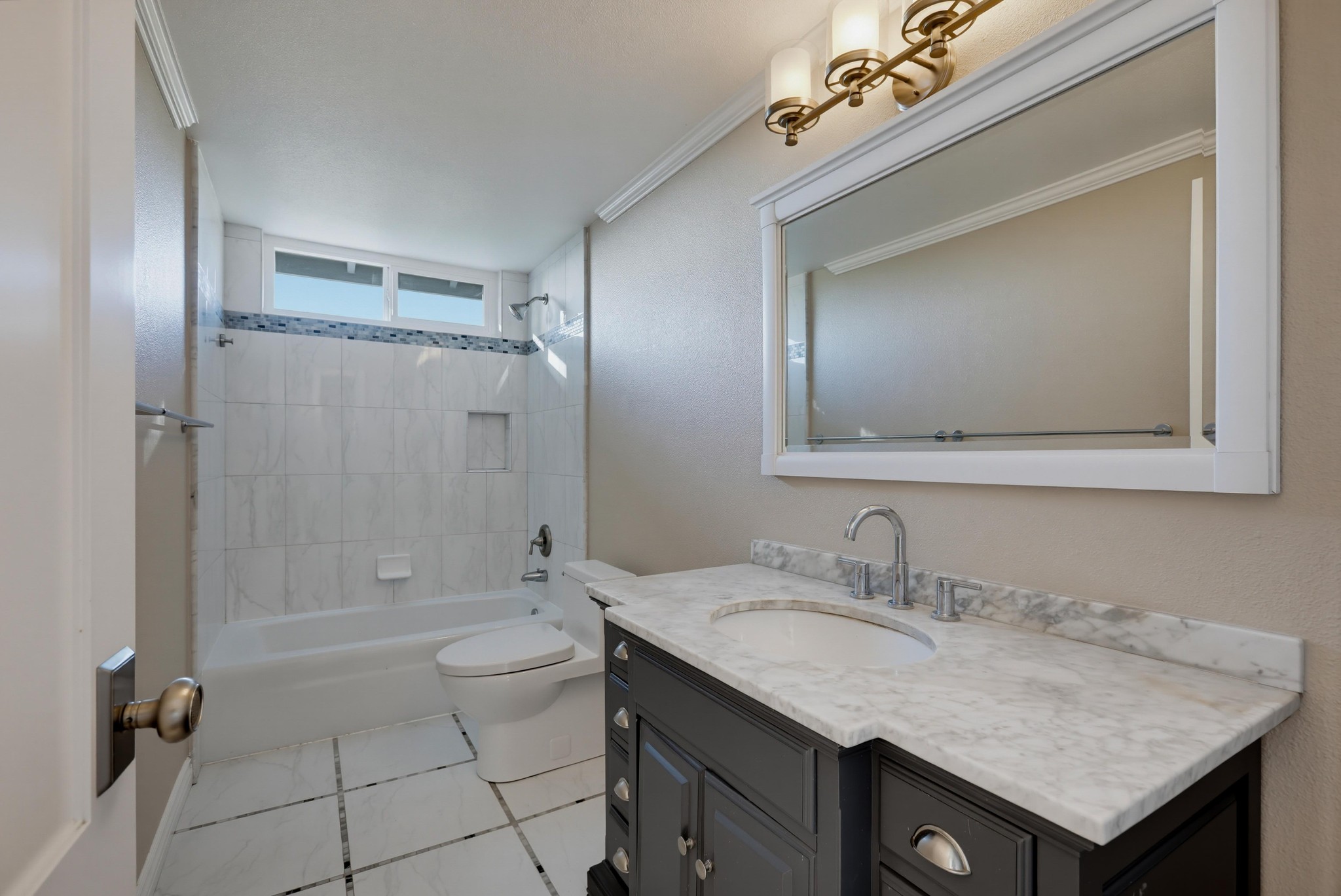 Virtual tour photo 48 of 80 for 25251 Via Piedra Blanca