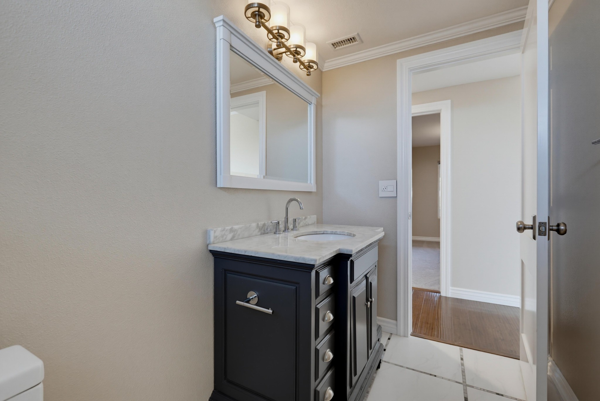 Virtual tour photo 49 of 80 for 25251 Via Piedra Blanca