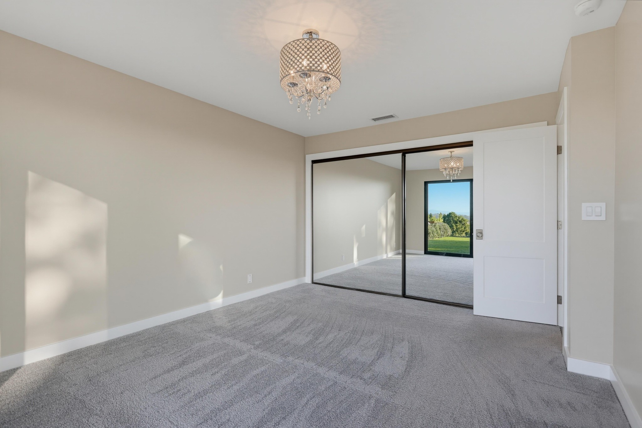 Virtual tour photo 40 of 80 for 25251 Via Piedra Blanca